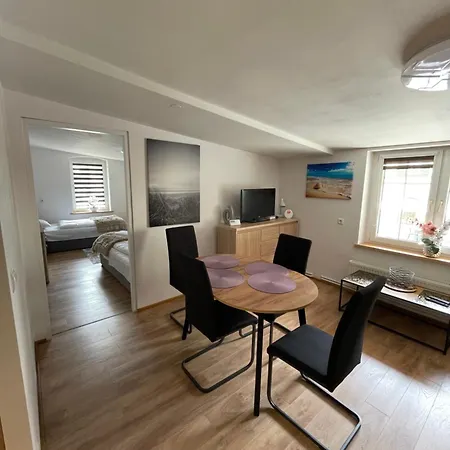 Przystanek - Ul Karkonoska 2 * Karpacz